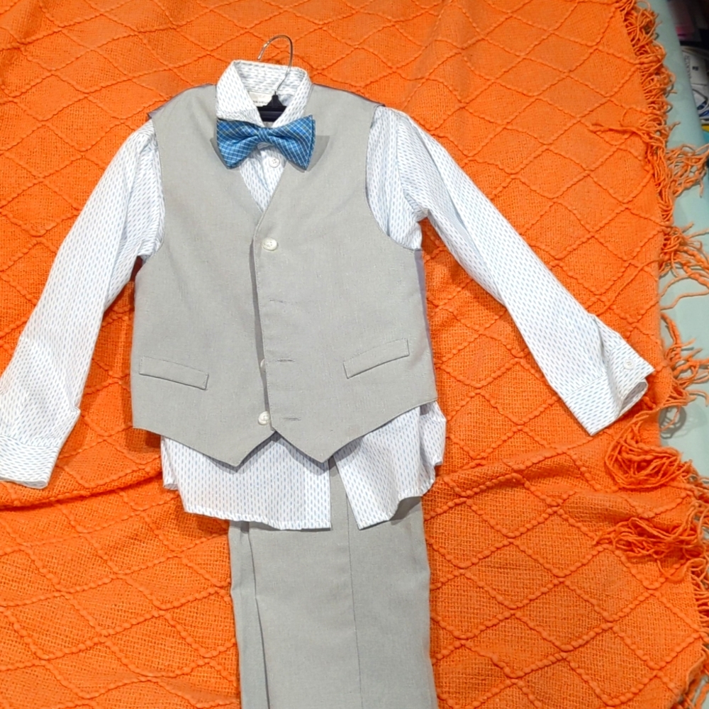 Boys Grey White Blue Suit set